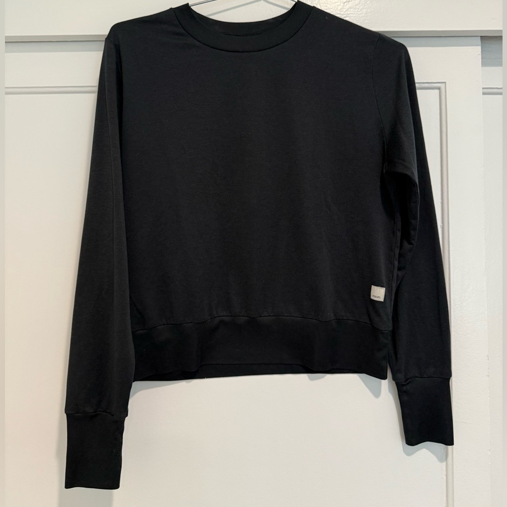 Vuori Long Sleeve Performance Tee